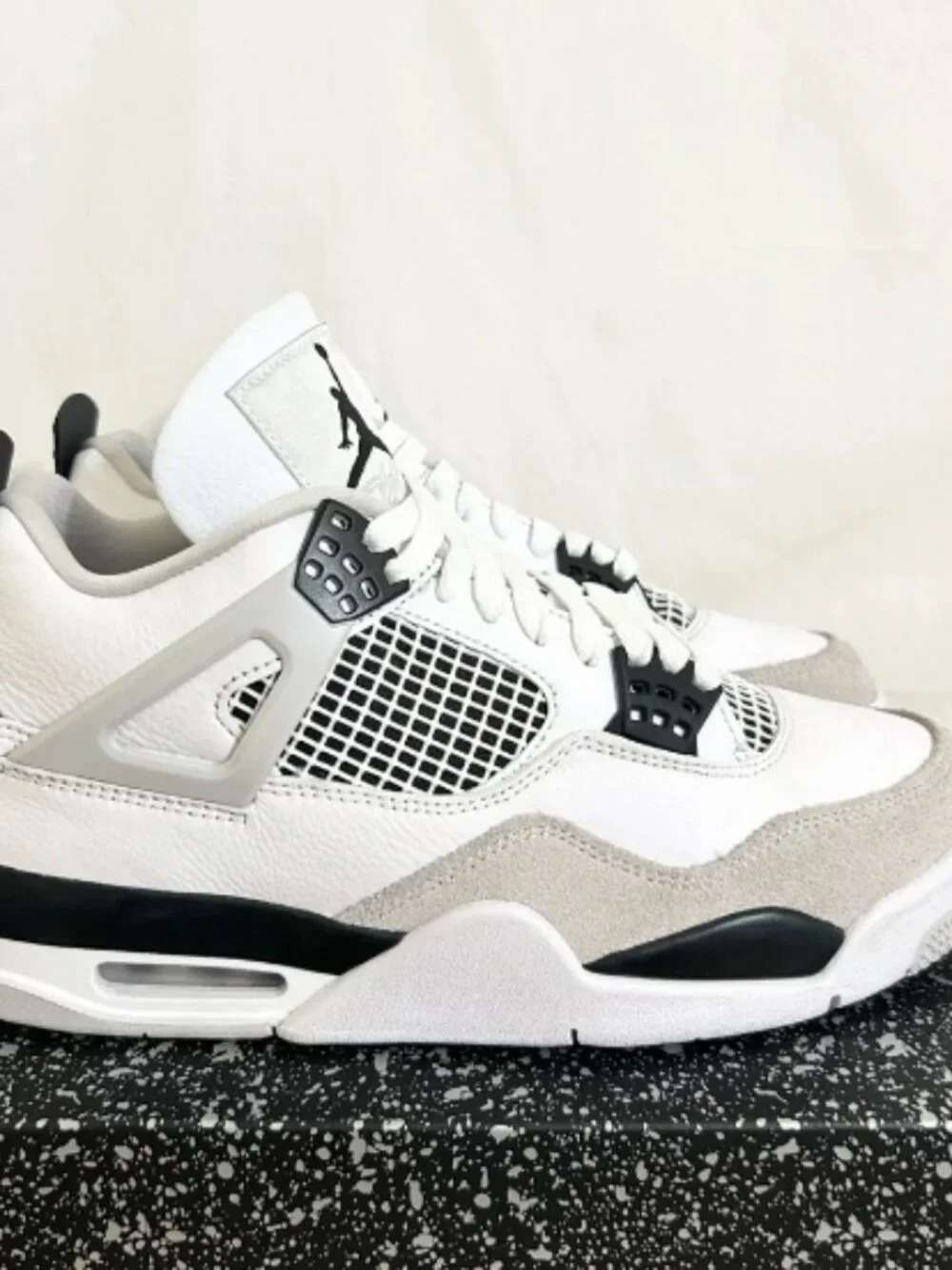 Jordan 4 Retro Military Black